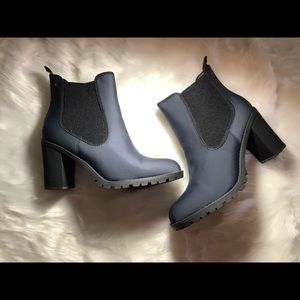 Ankle boots